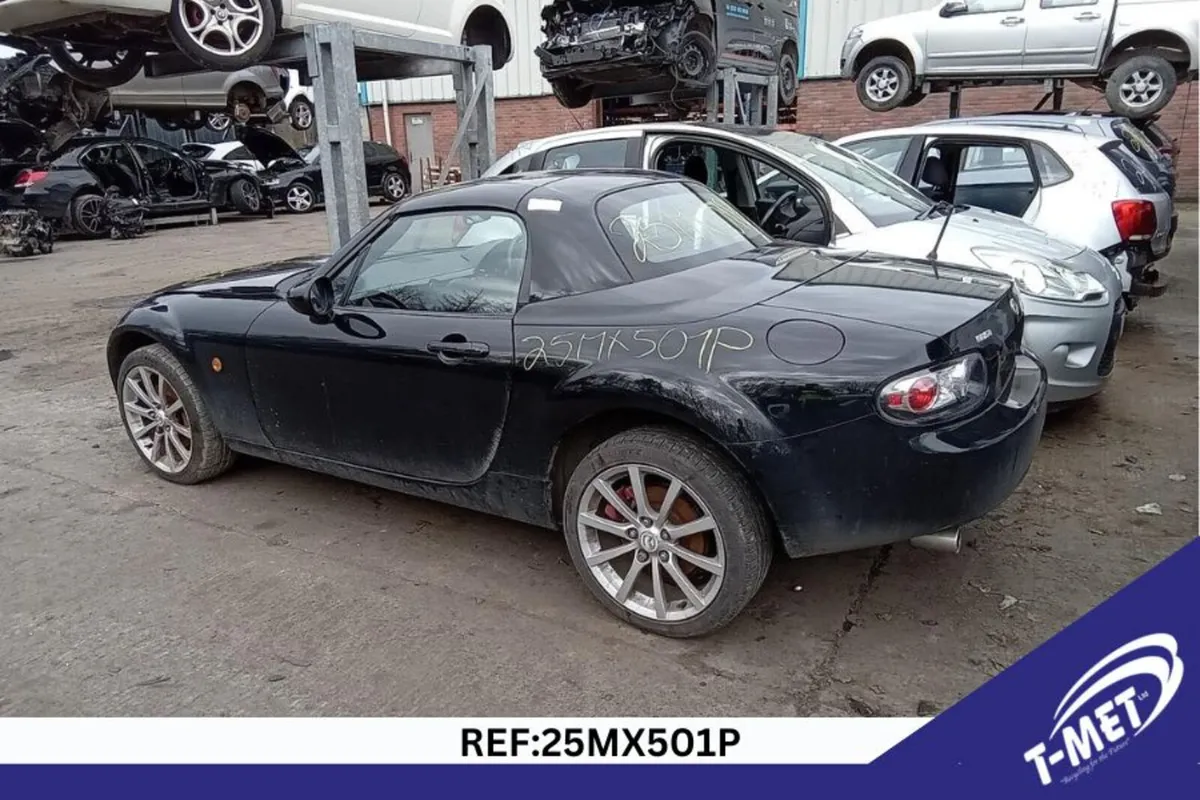 2008 MX5 BREAKING FOR PARTS - Image 2