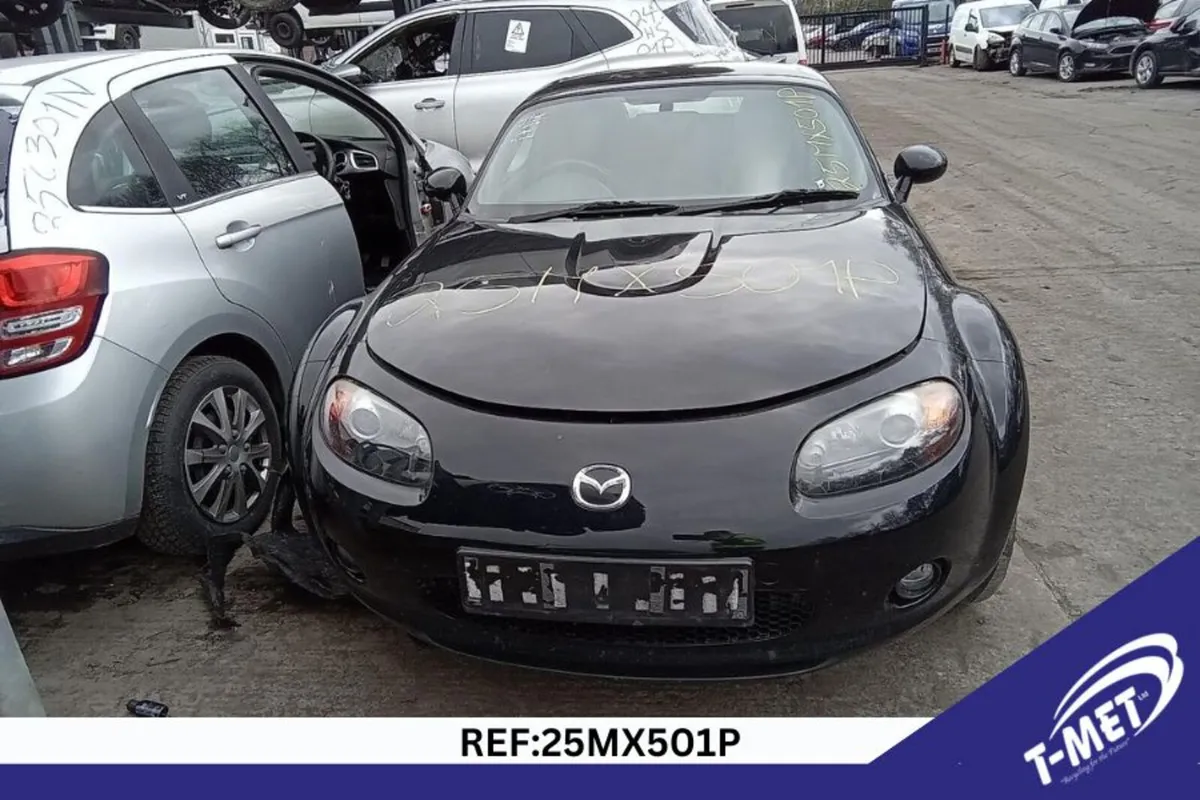 2008 MX5 BREAKING FOR PARTS - Image 3