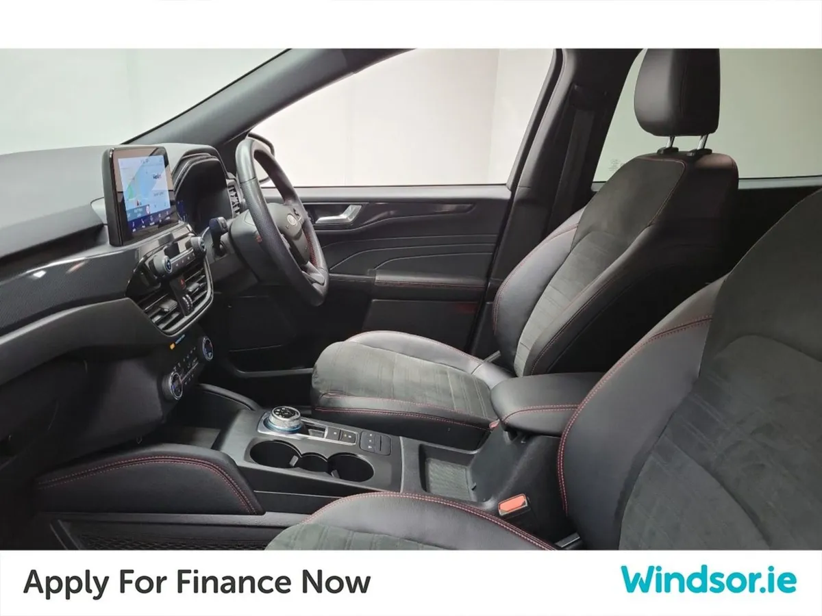 Ford Kuga St-line 5D 2.5 Phev Auto - Image 4