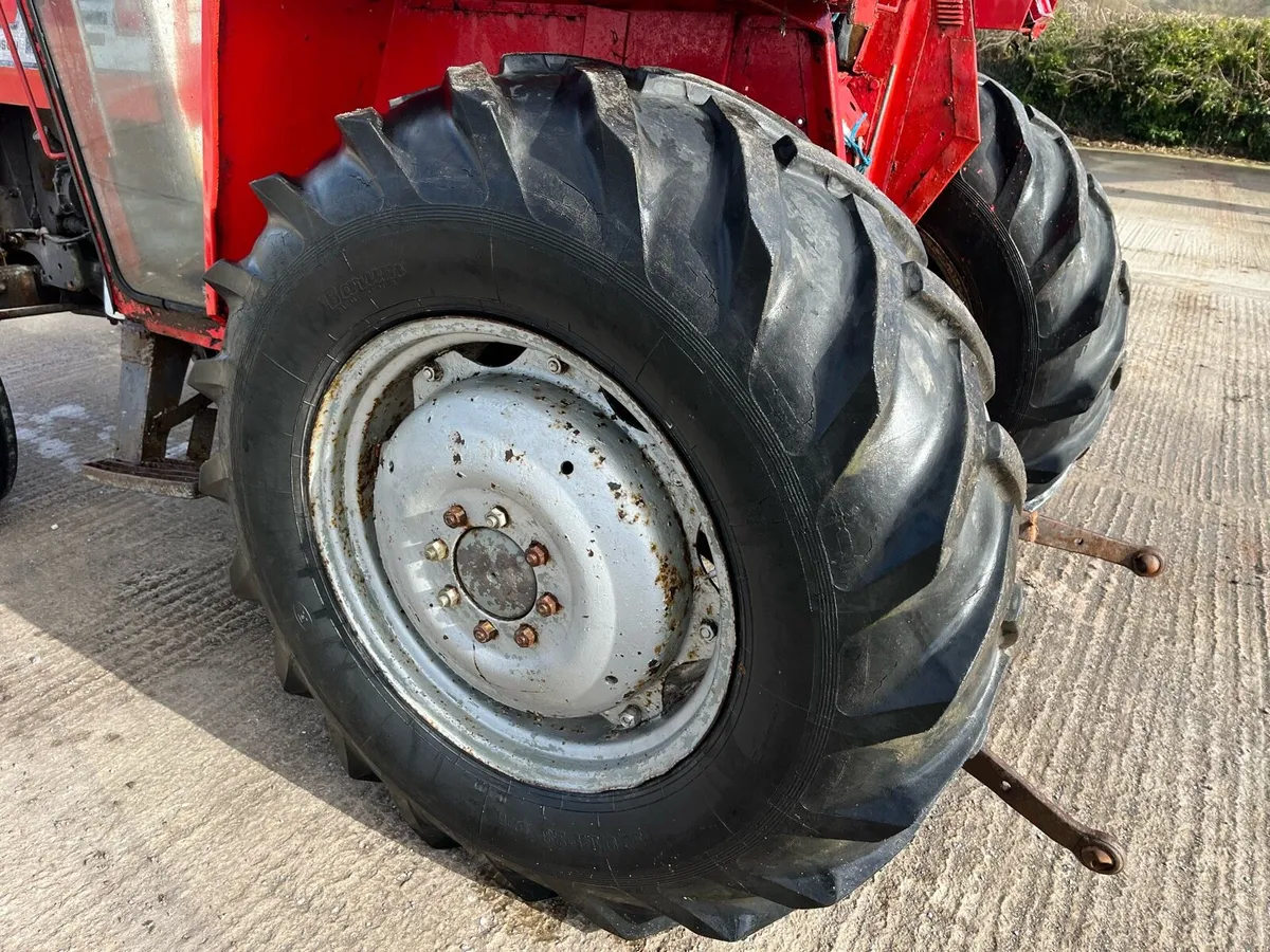 Massey Ferguson 565 - Image 4