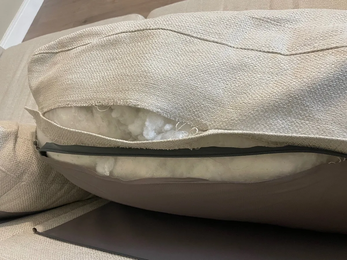Couch - Image 4