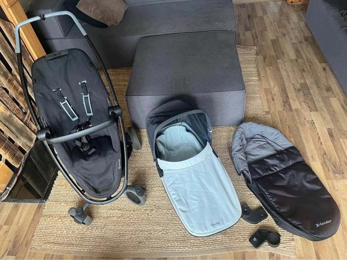 Quinny stroller + carrycot + adapters for Maxi Cos