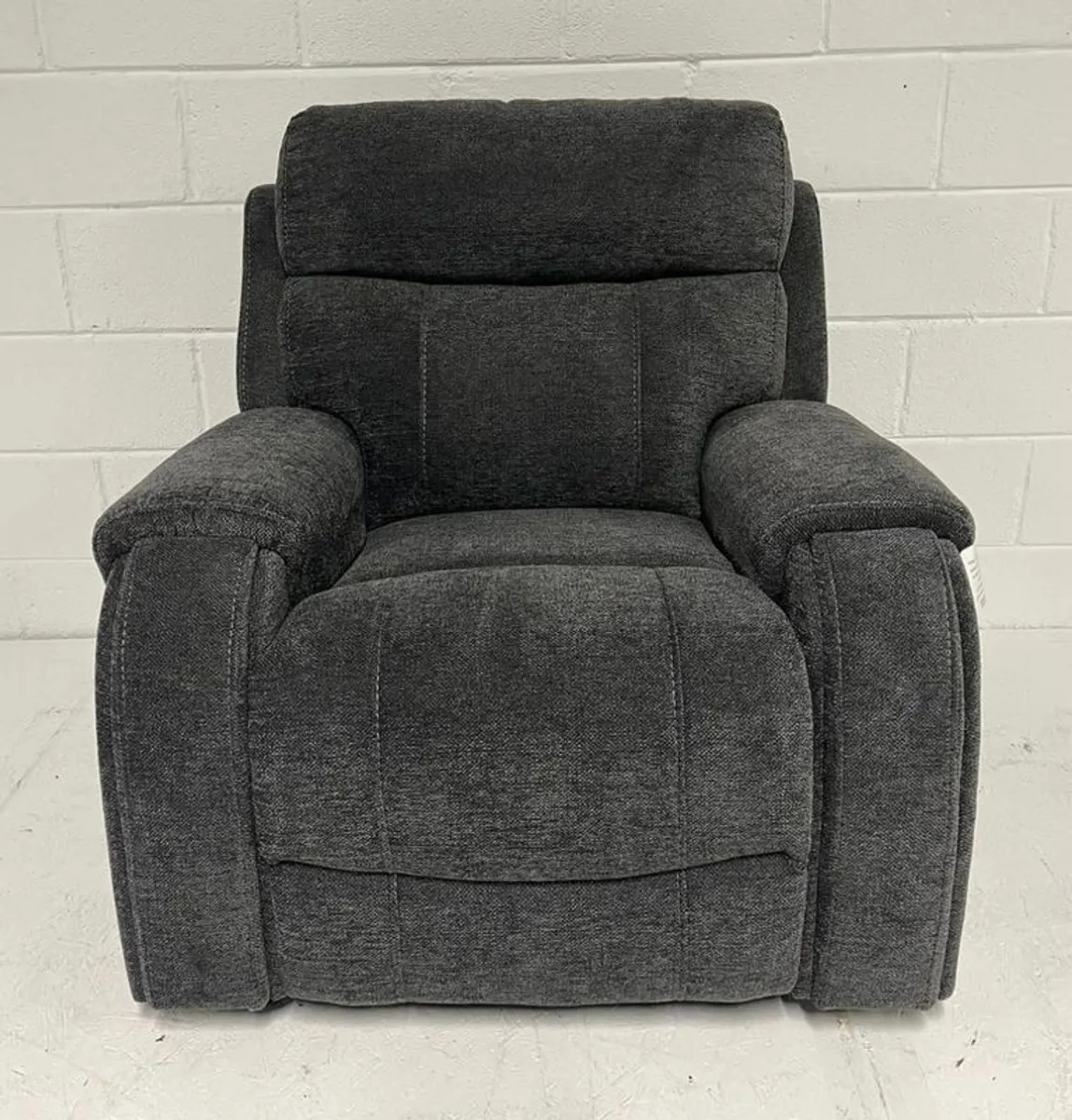 Three piece suite - Image 3