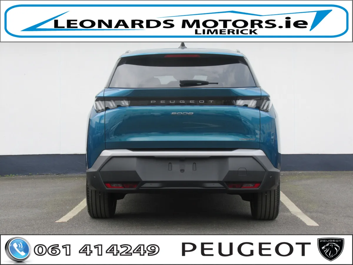 New Peugeot 5008 1.2 Hybrid 136 Bhp Auto - Image 4