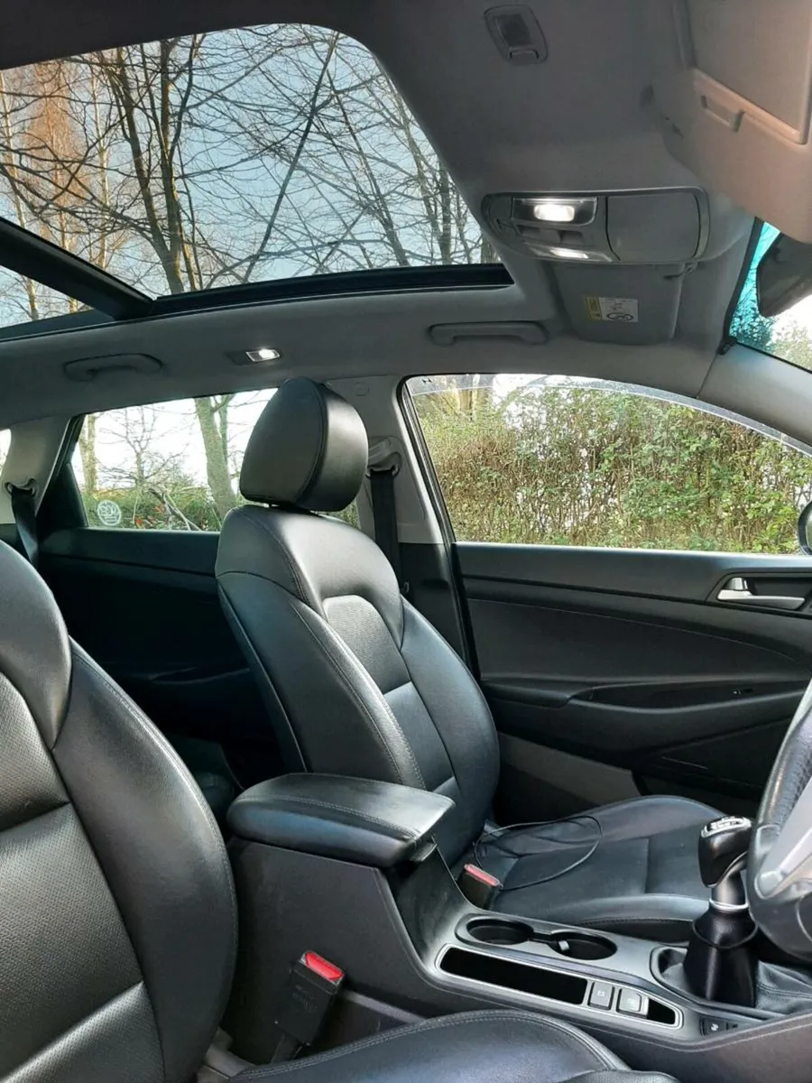 Hyundai Tucson Executive with Panoramic Sunroof - Image 1