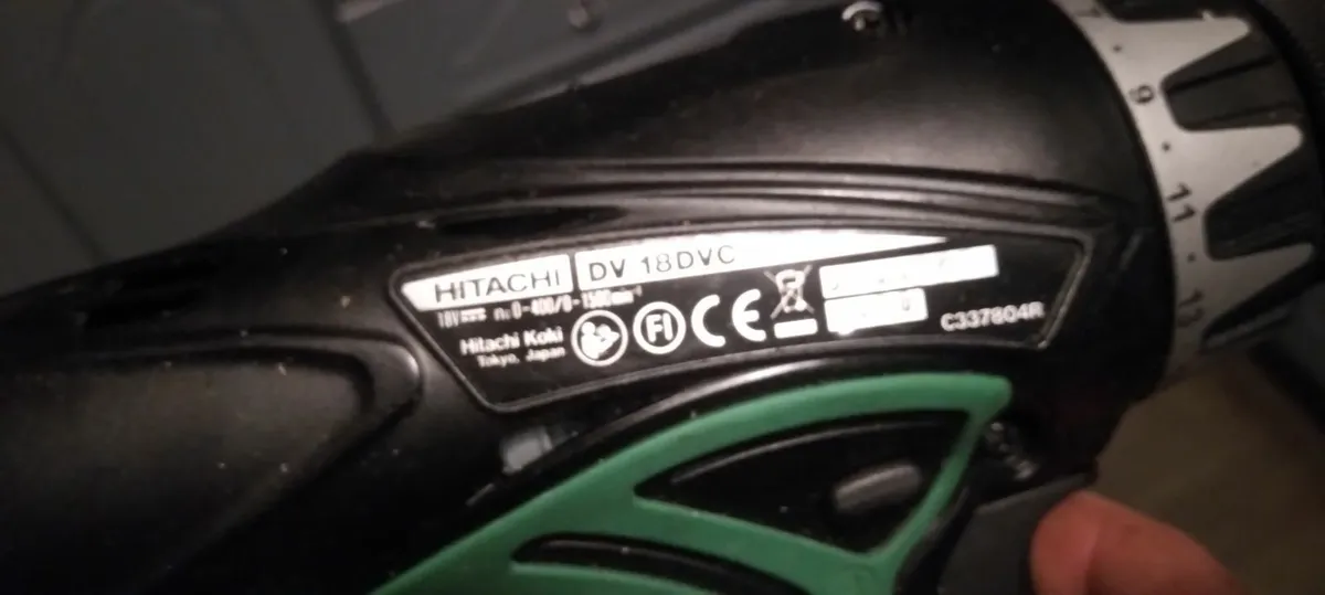 18v bettery drill read add price too sell - Image 4