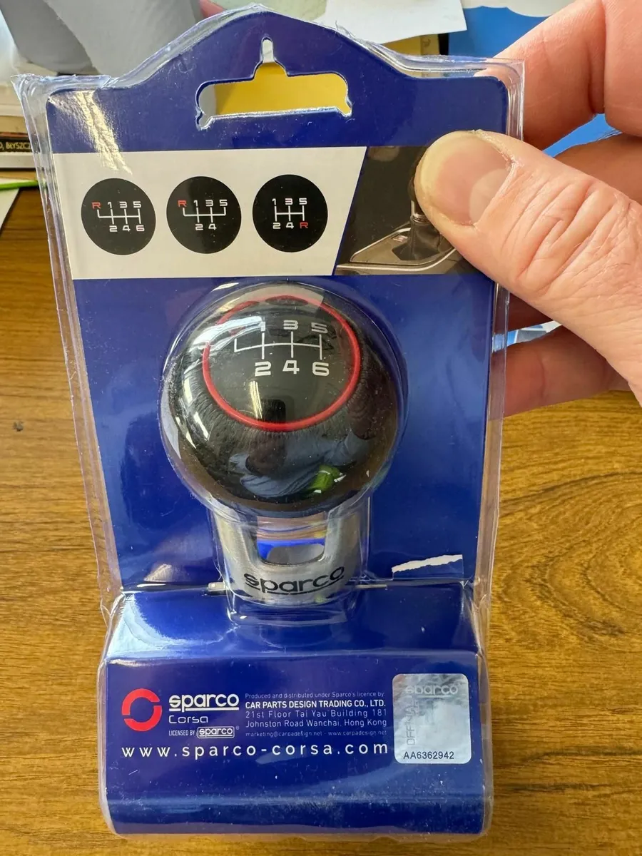 Sparco Universal Gearknob - Image 1