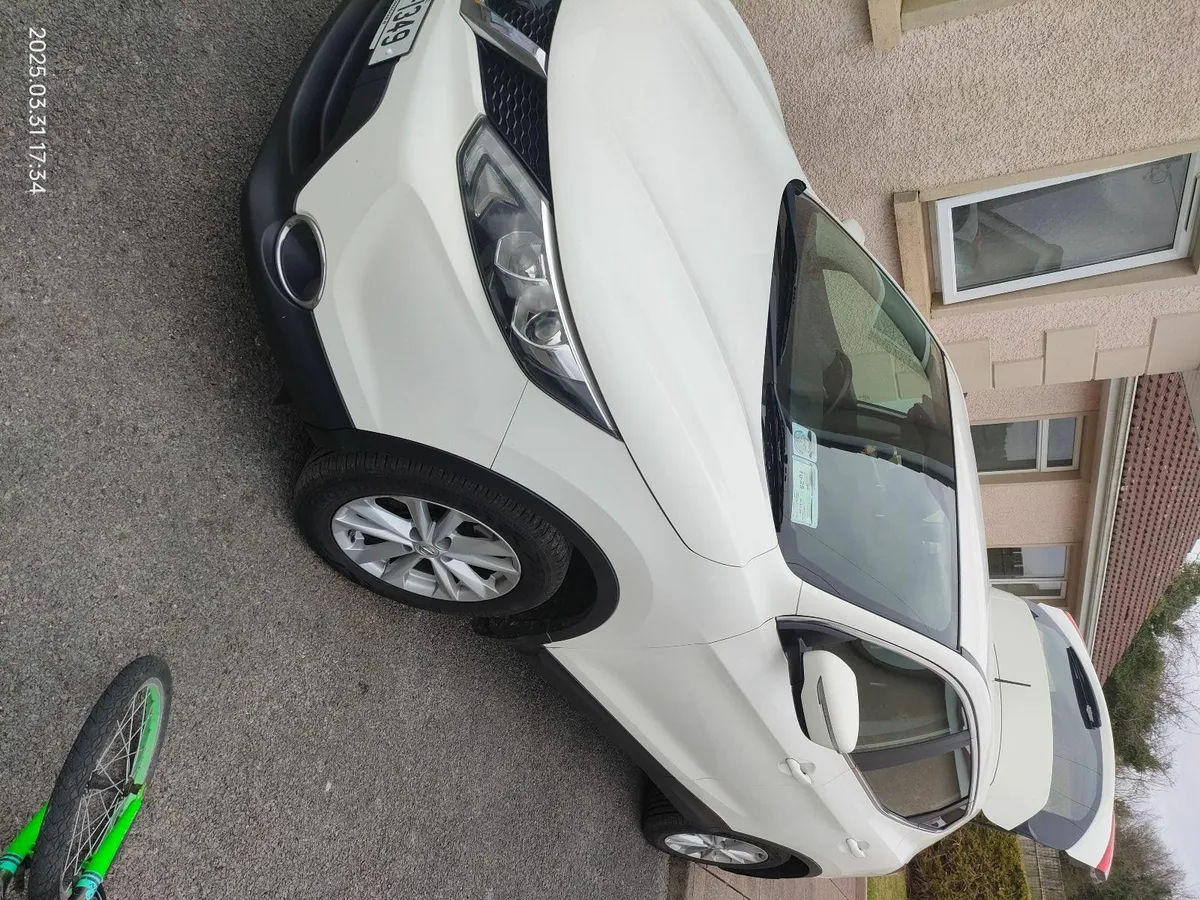 Nissan Qashqai 2014 - Image 1