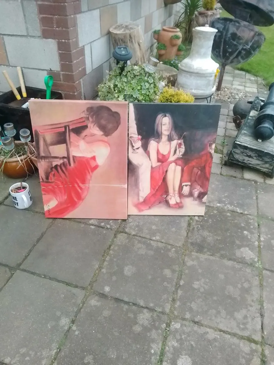 2 Matching canvas - Image 1