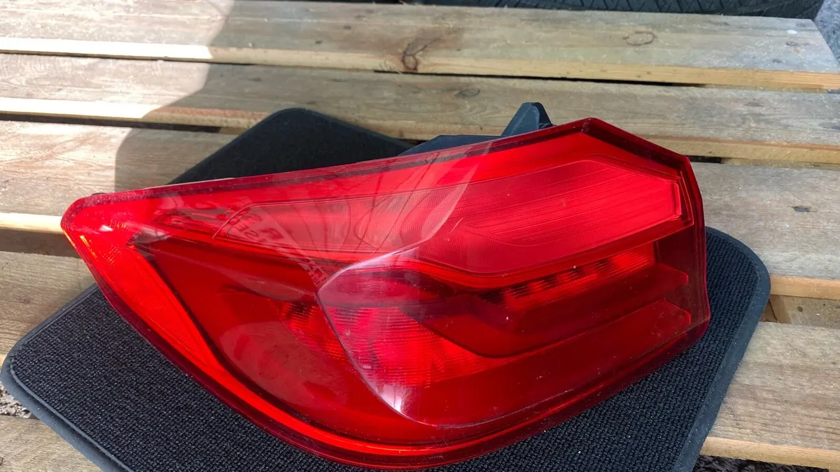 BMW g 30 tail lamp - Image 1