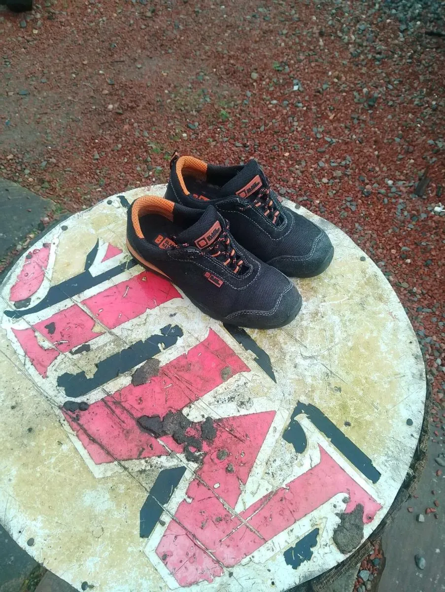 Steel toe cap runners - Image 4