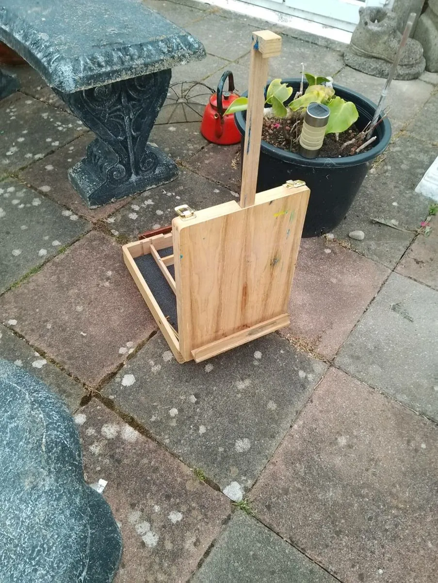 Artist box with built in easel - Image 3