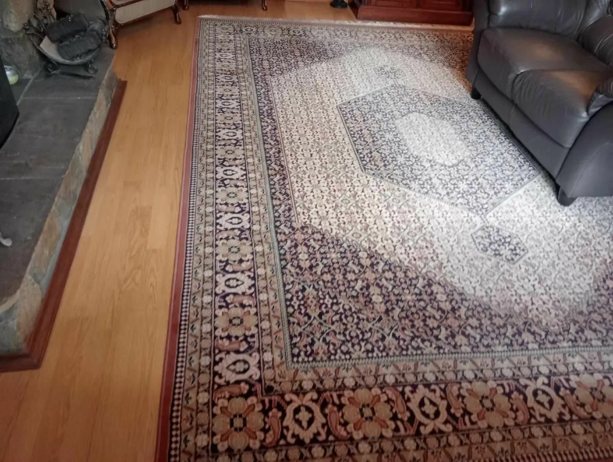 Virgin Wool and Acrylic Rug Roscommon - Image 2