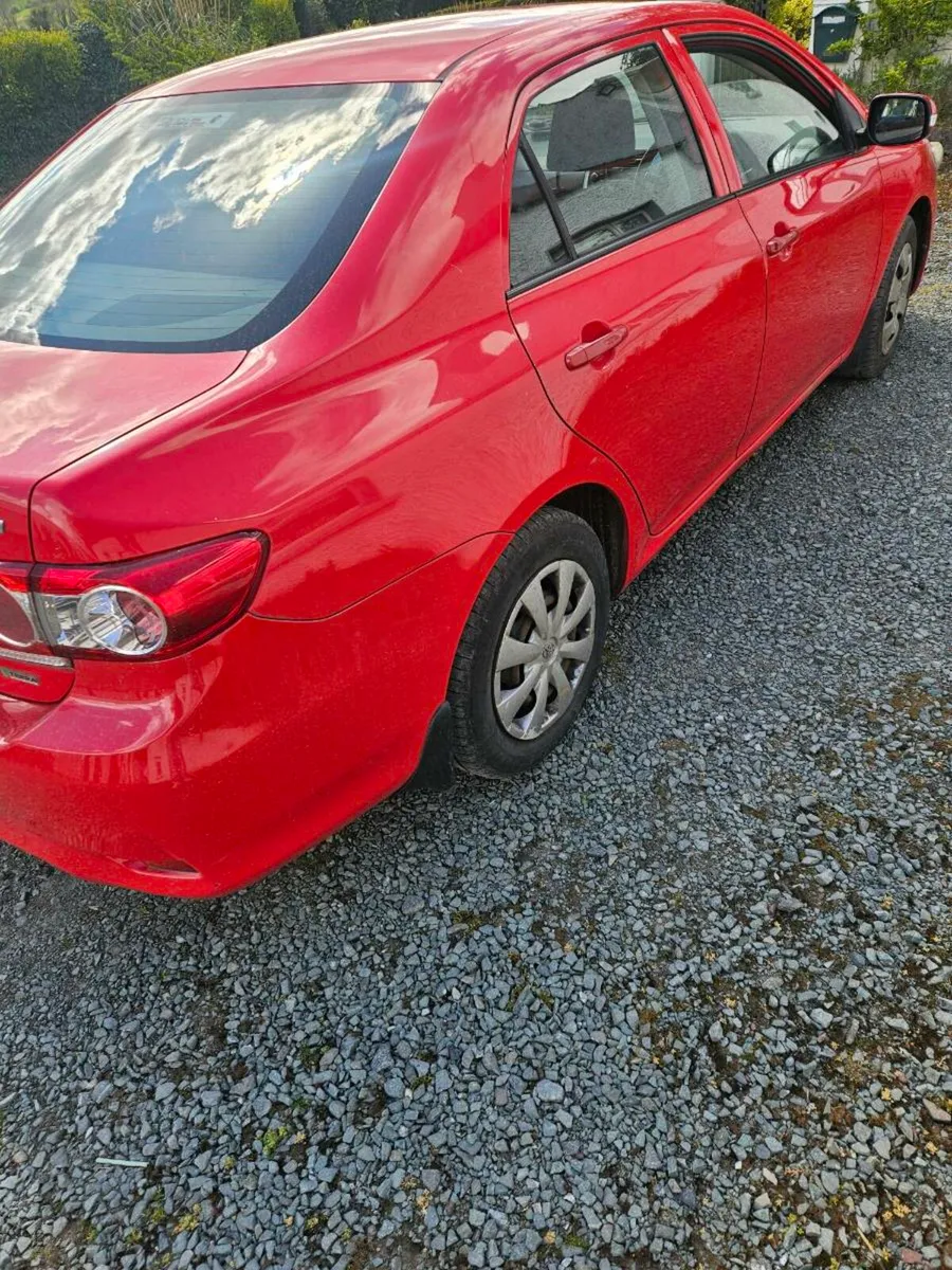 Car - Image 4
