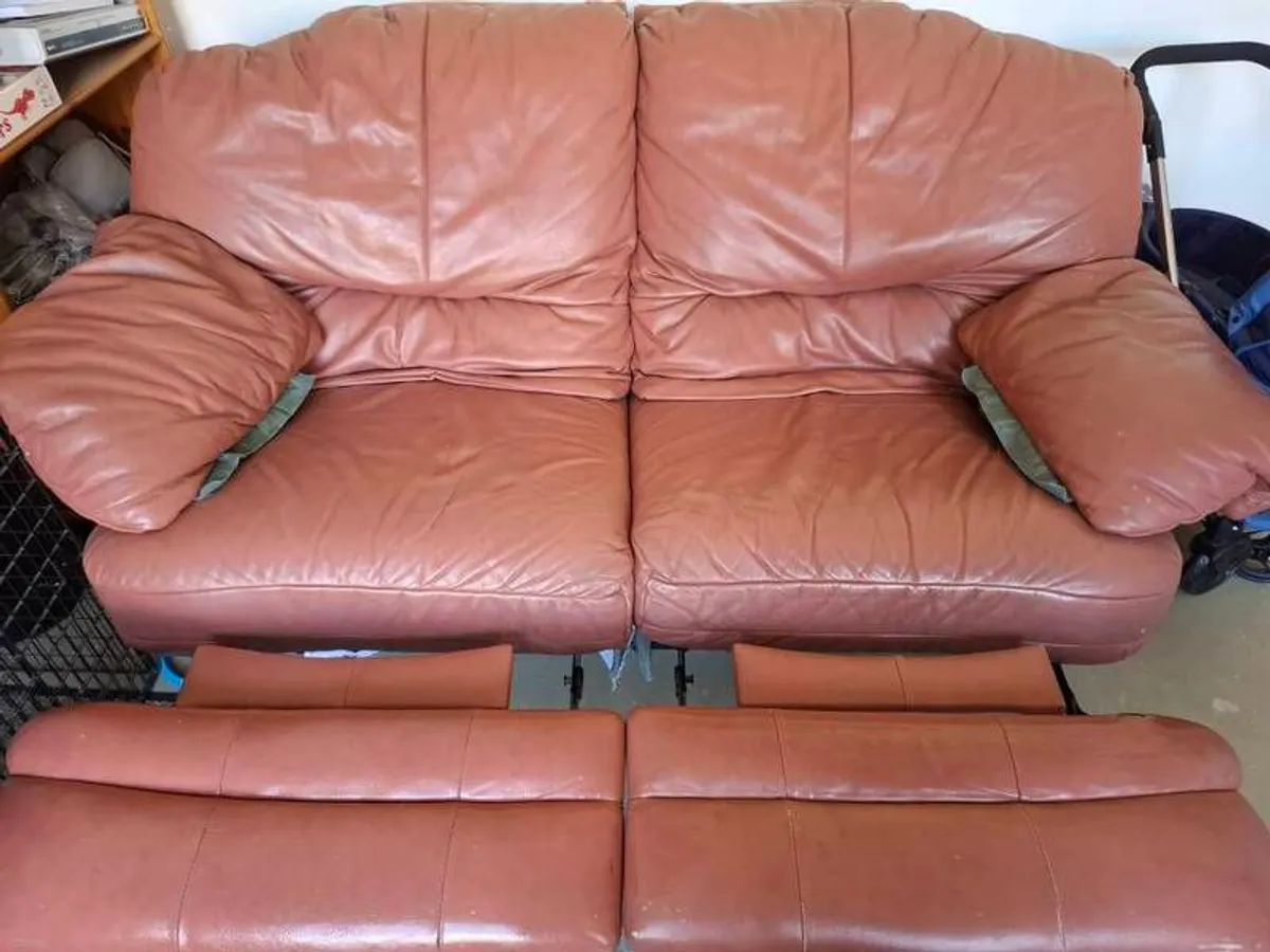Leather reclining couch and armchair - Image 3