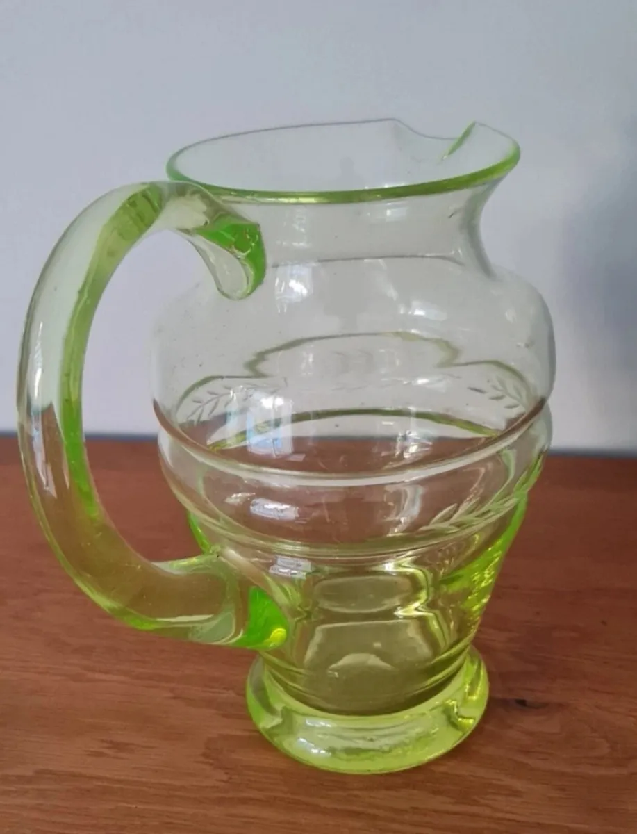 Gorgeous large uranium pitcher hand etched - Image 3