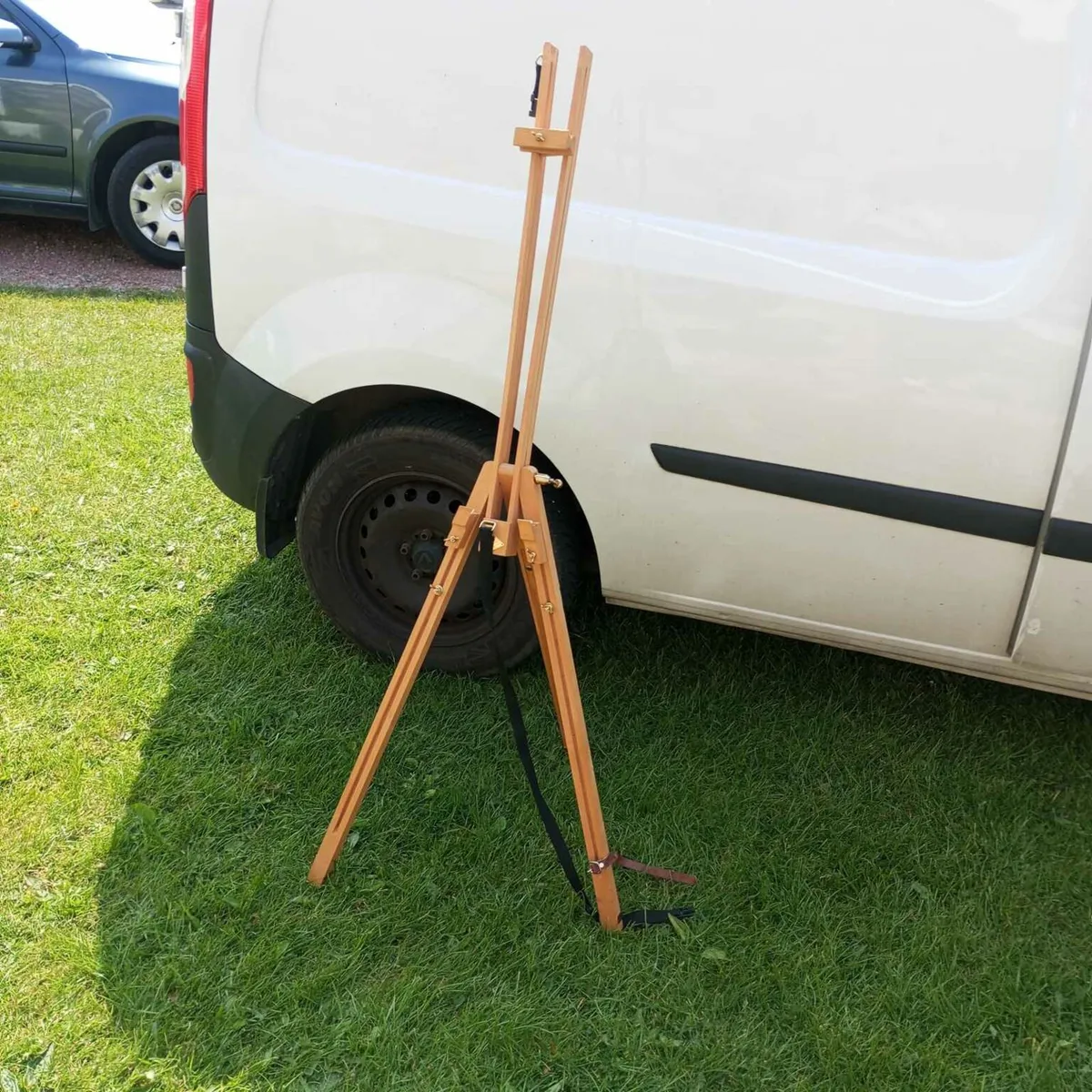 Artist easel - Image 1