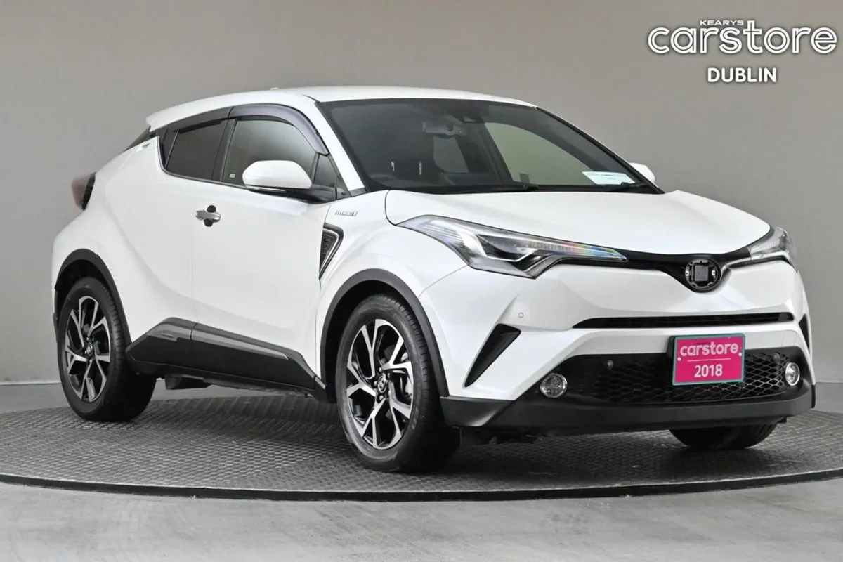 Toyota C-HR 1.8 Hybrid  half Leather reverse Cam - Image 1