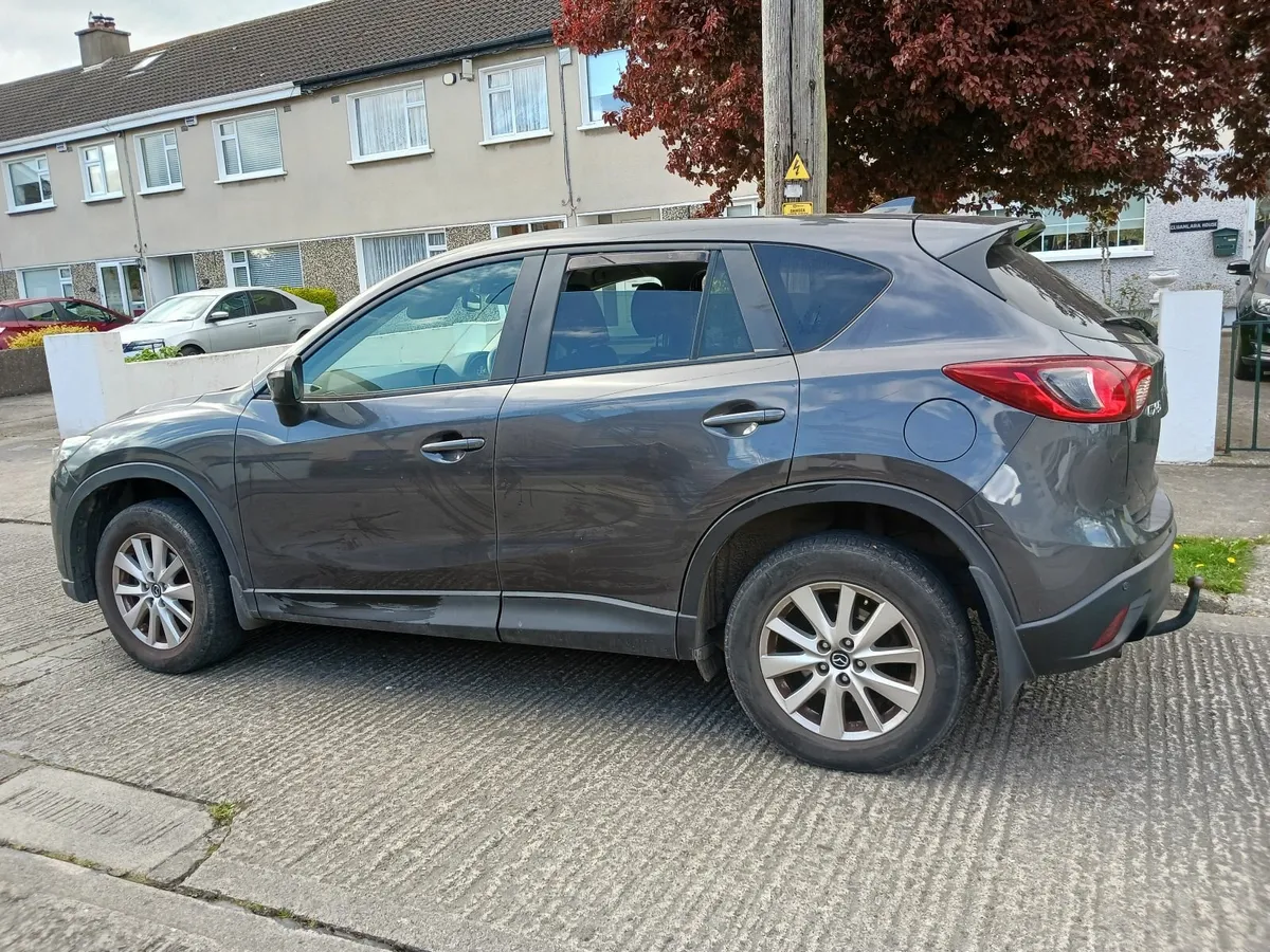 Car - Image 3