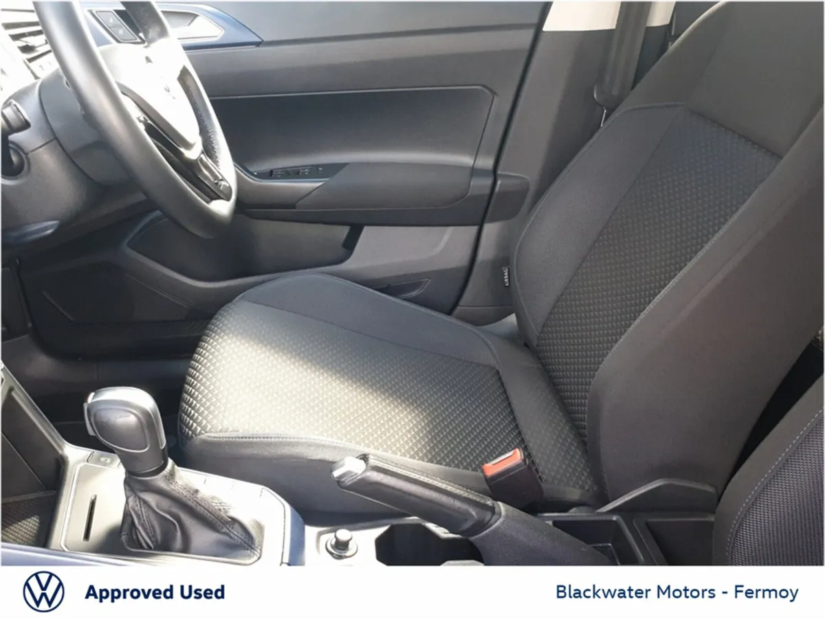 Volkswagen Polo 1.0TSI 95BHP UNITED AUTOMATIC - Image 4