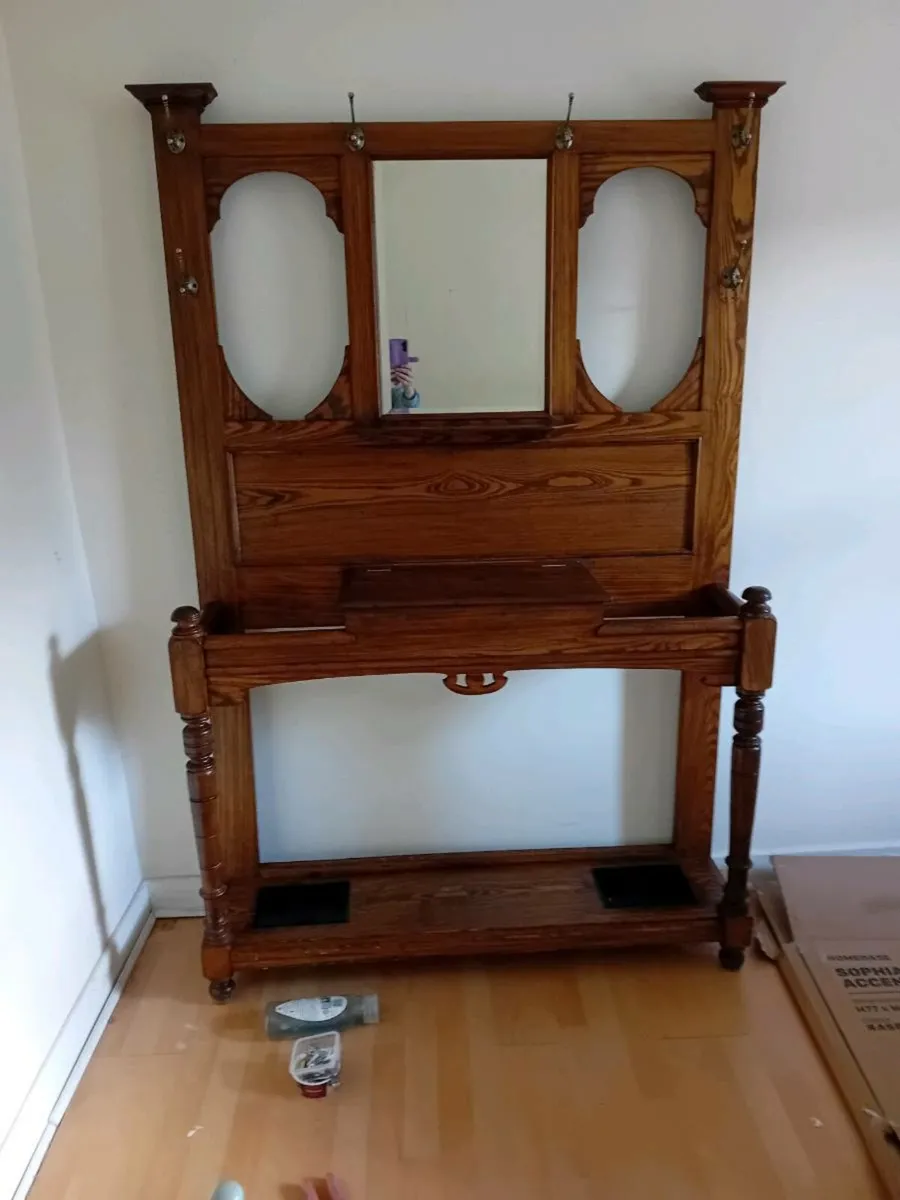 Hall cabinet - Image 1