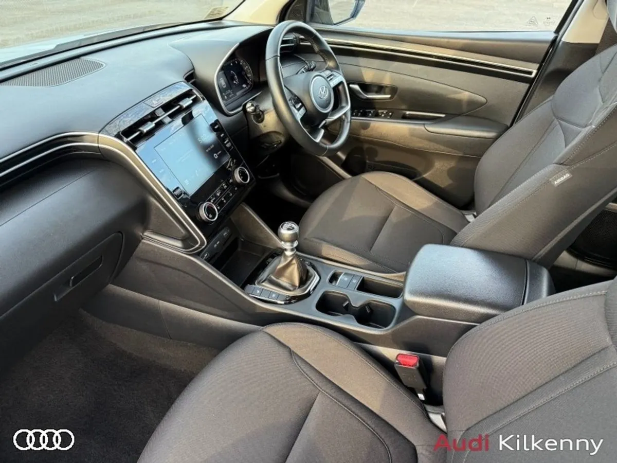 Hyundai Tucson Comfort Plus 1.6 DSL 5DR  1 Owner - Image 4
