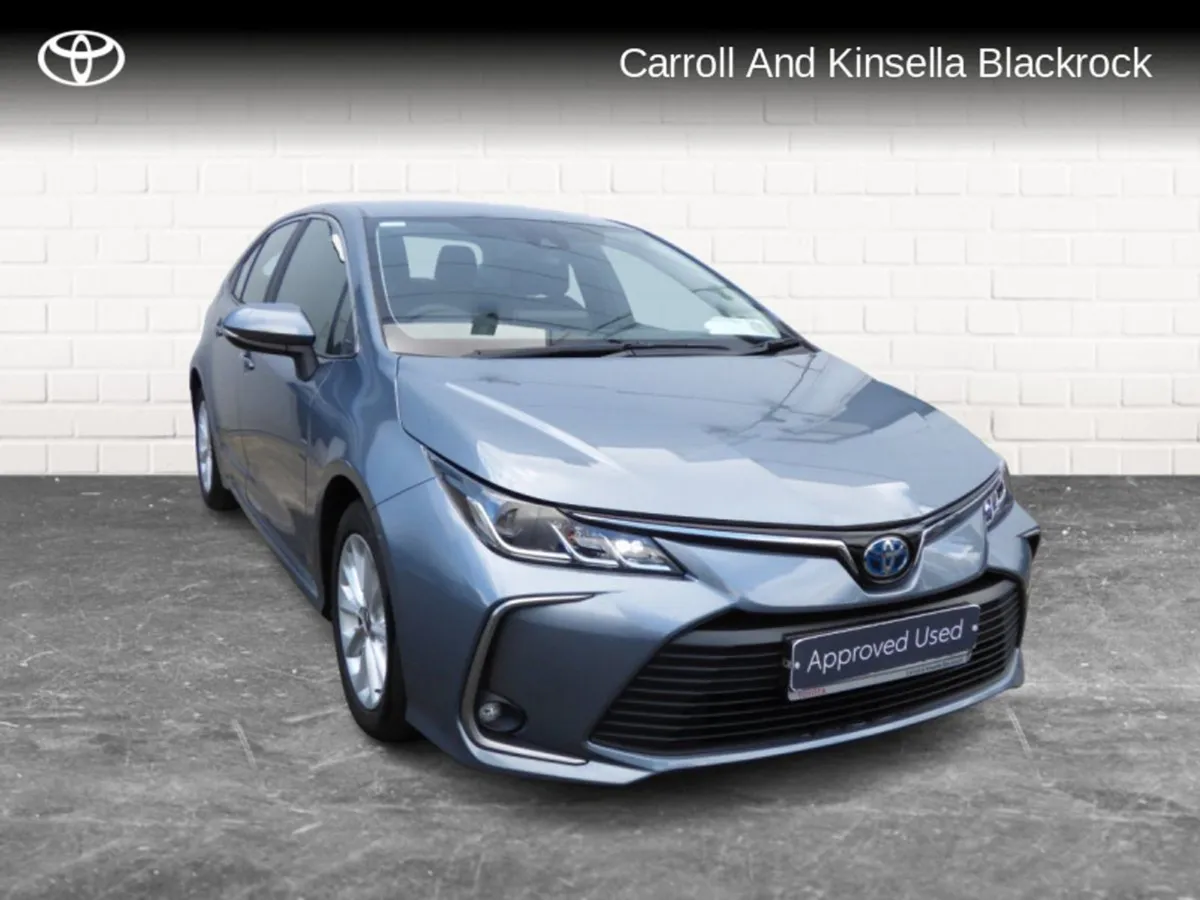 Toyota Corolla Hybrid Luna Saloon - Image 1