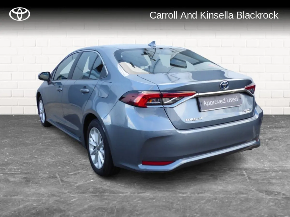 Toyota Corolla Hybrid Luna Saloon - Image 2