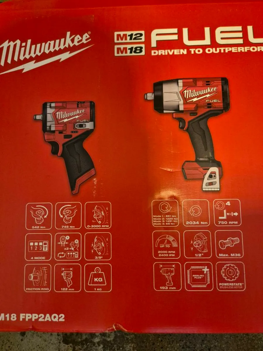 Milwaukee M18FPP2AQ2-564P Impact Wrench Power Pack - Image 3