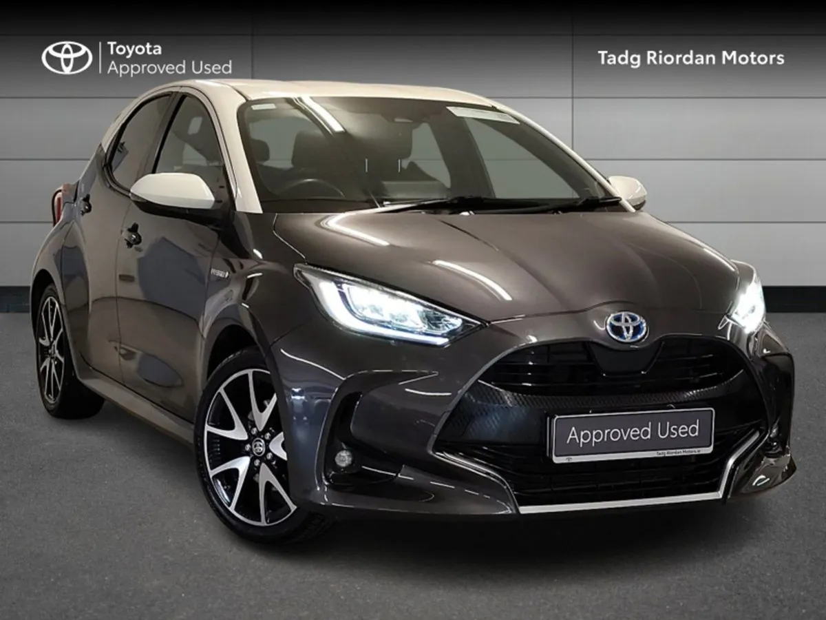 Toyota Yaris Hybrid Style - Image 1