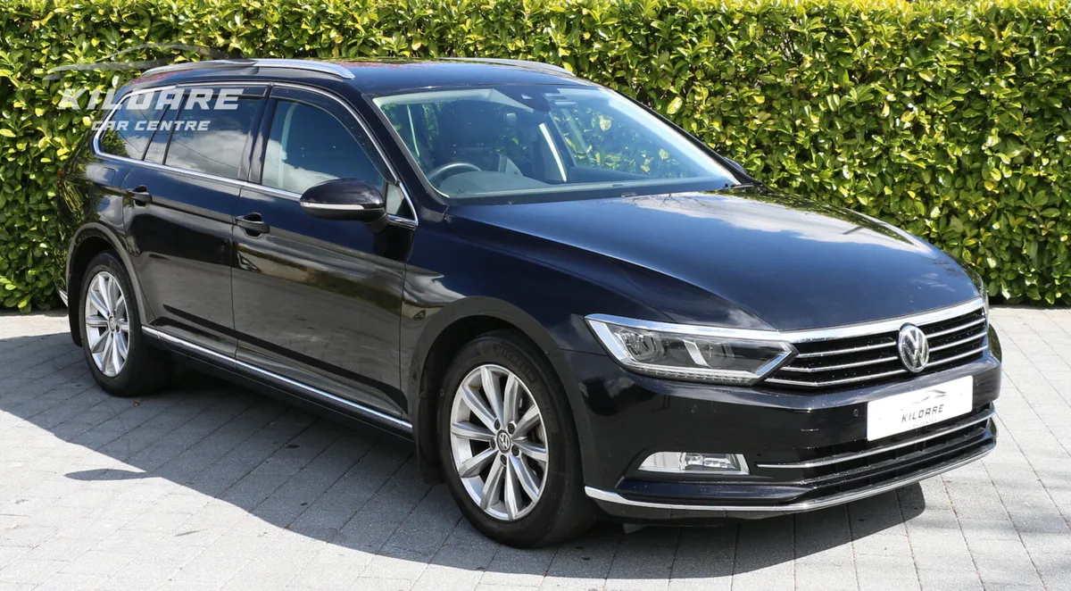 VOLKSWAGEN PASSAT TDI AUTO - Image 4