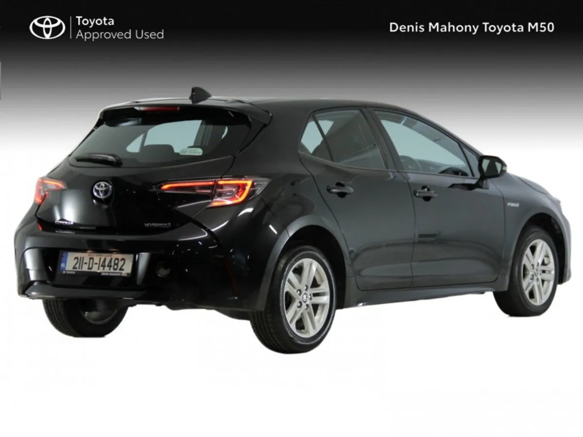 Toyota Corolla Hybrid Luna Hatchback Auto - Image 2