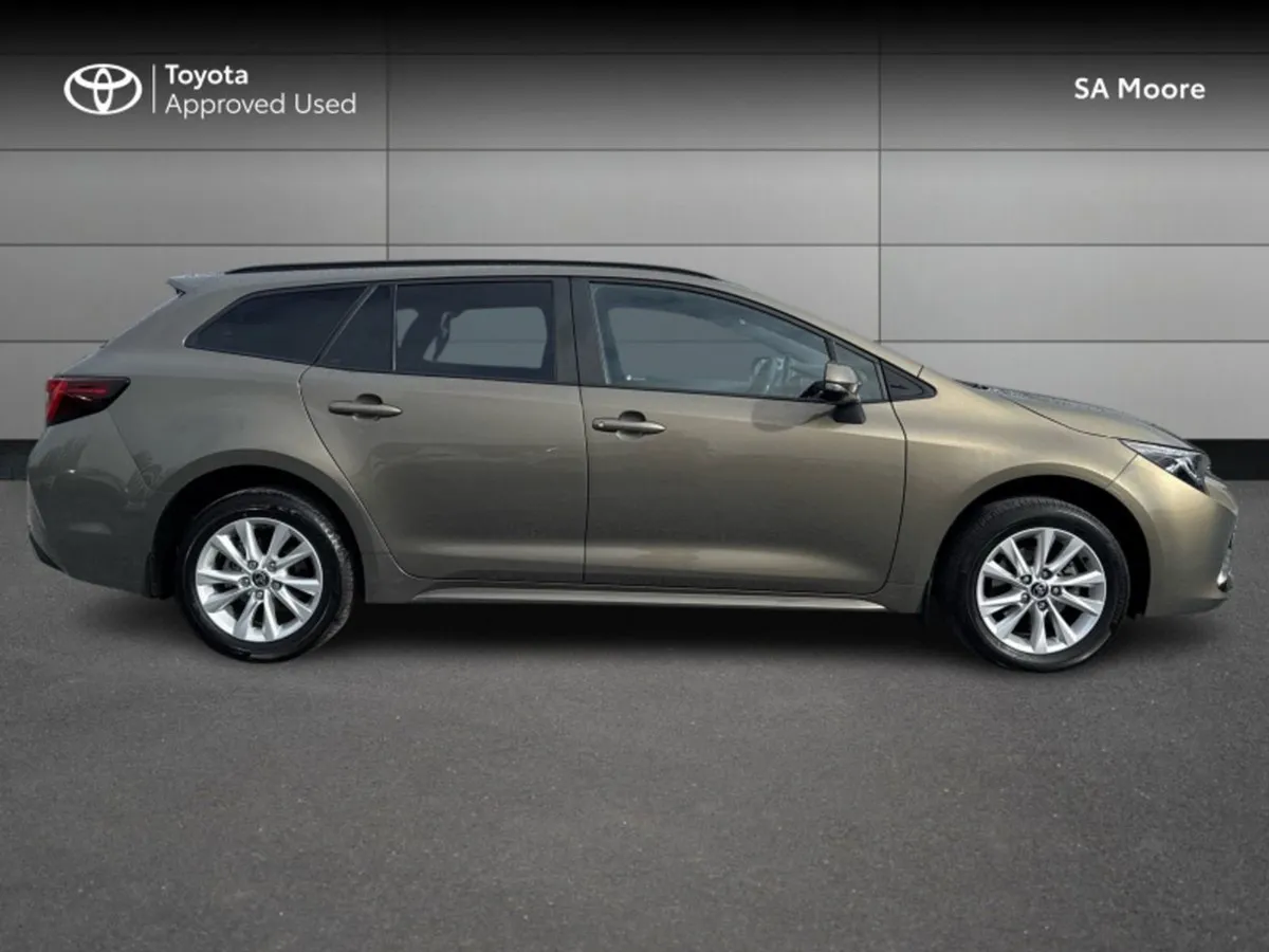 Toyota Corolla Estate - Luna Touring Sport - Image 3