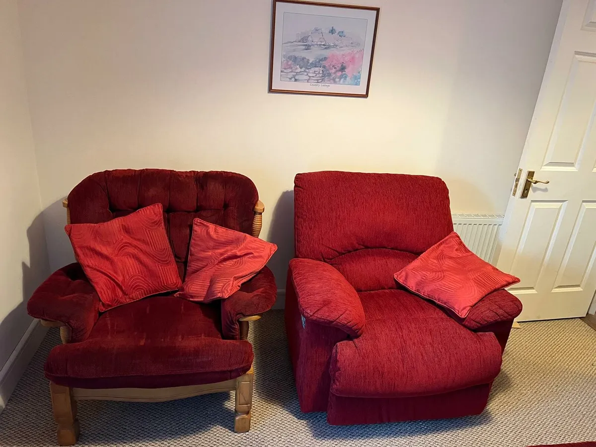 Suite furniture - Image 2