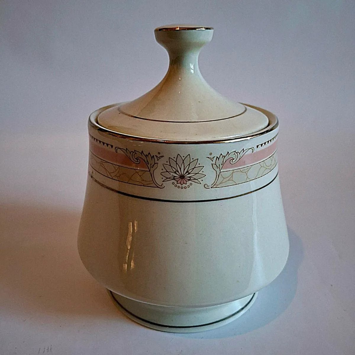 Budlet Fine China Coffee Set - Image 4