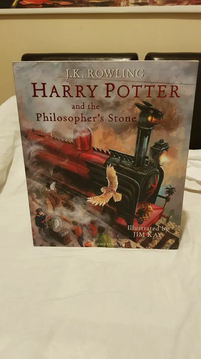 Harry potter books 1-2 illustrated hardback - Image 3