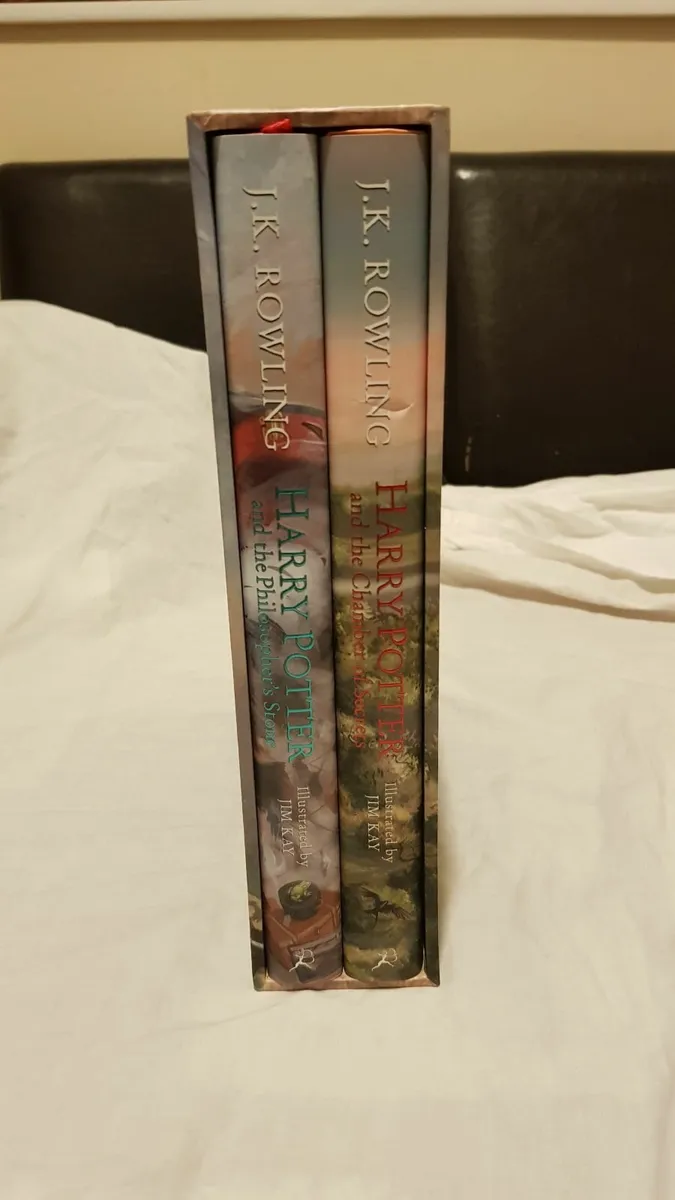 Harry potter books 1-2 illustrated hardback - Image 1