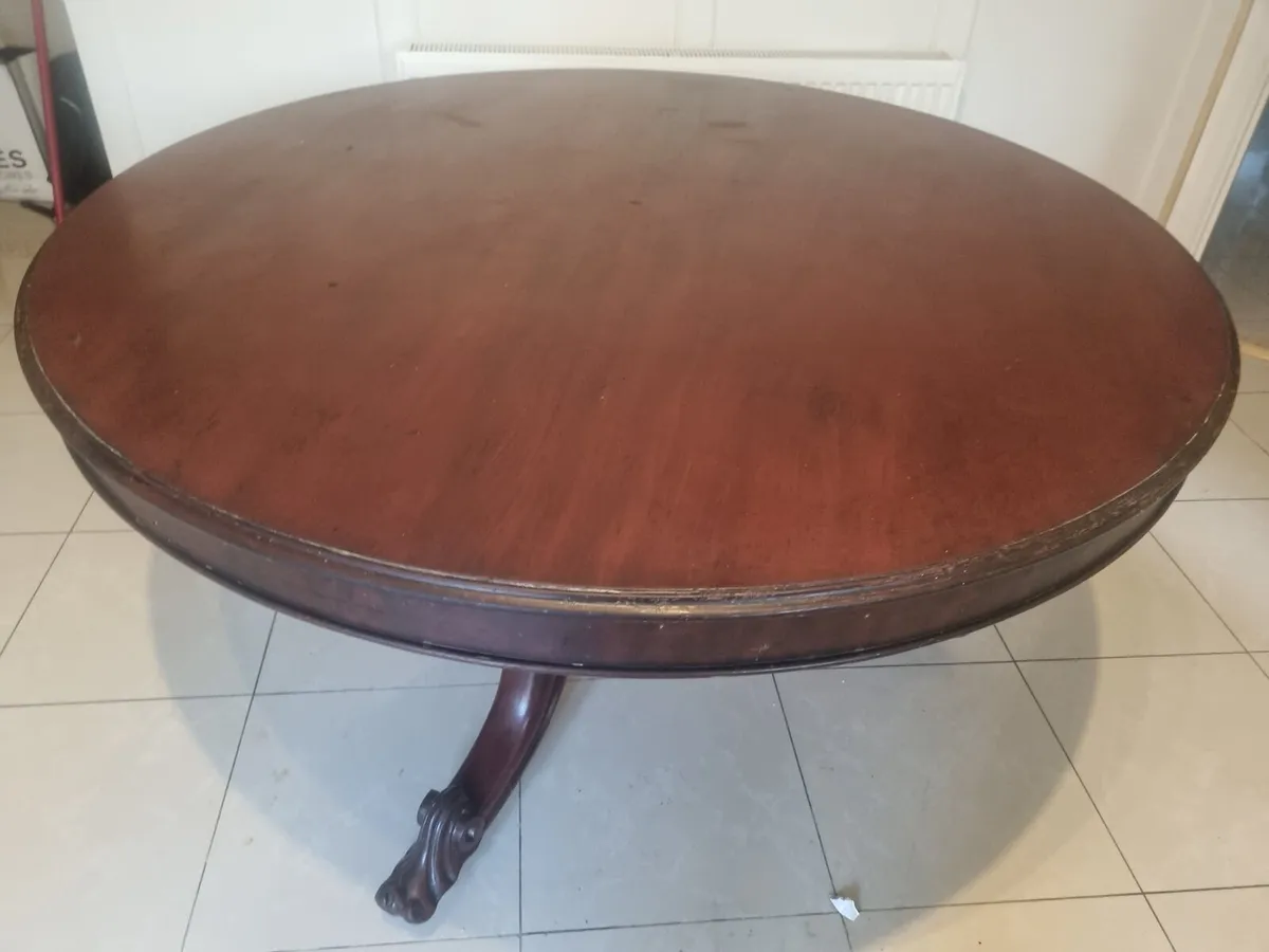 Victorian table - Image 1