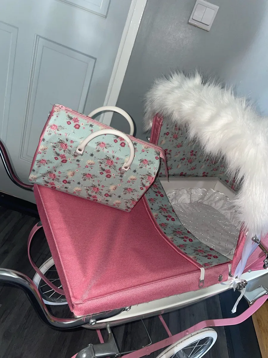 dolls pram - Image 4