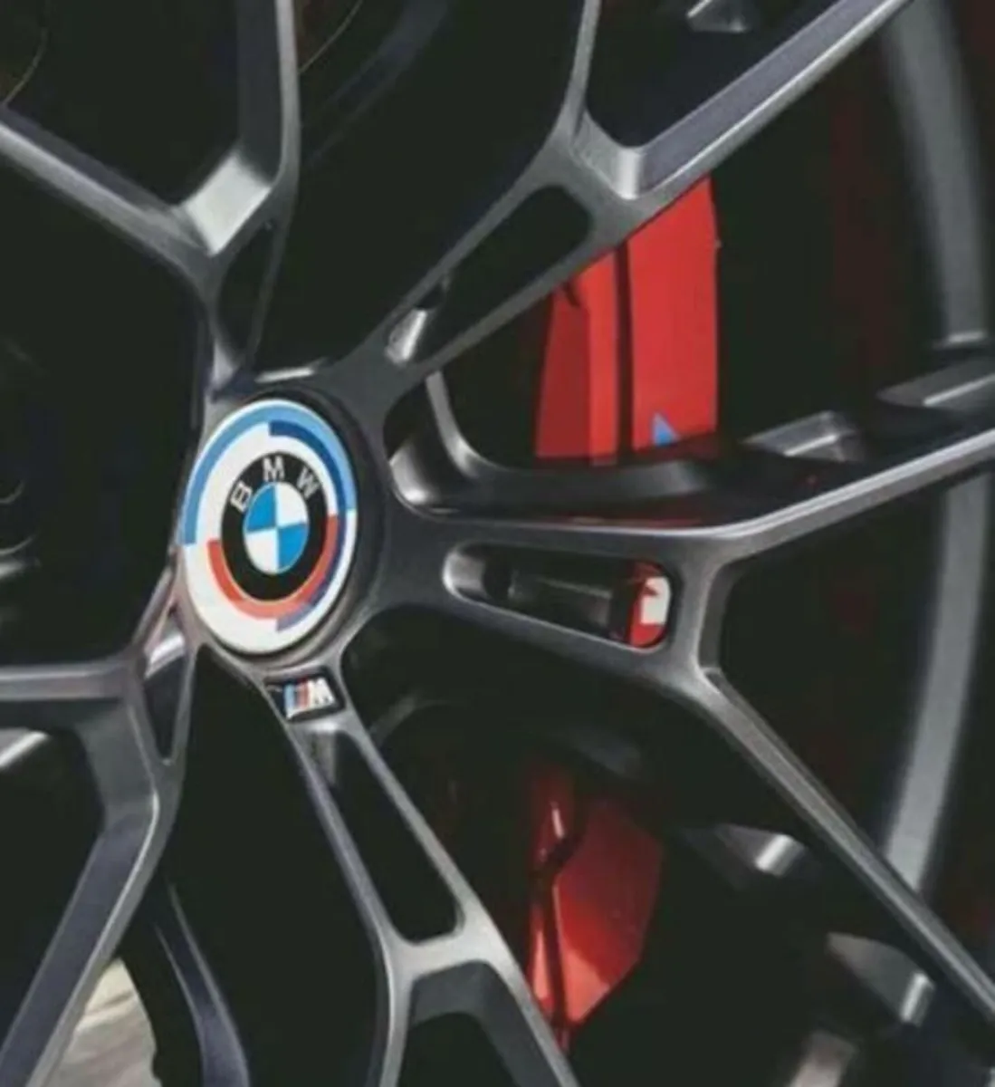 NEW 5 Series G30 G31 Centre Caps - FREE POST - Image 1