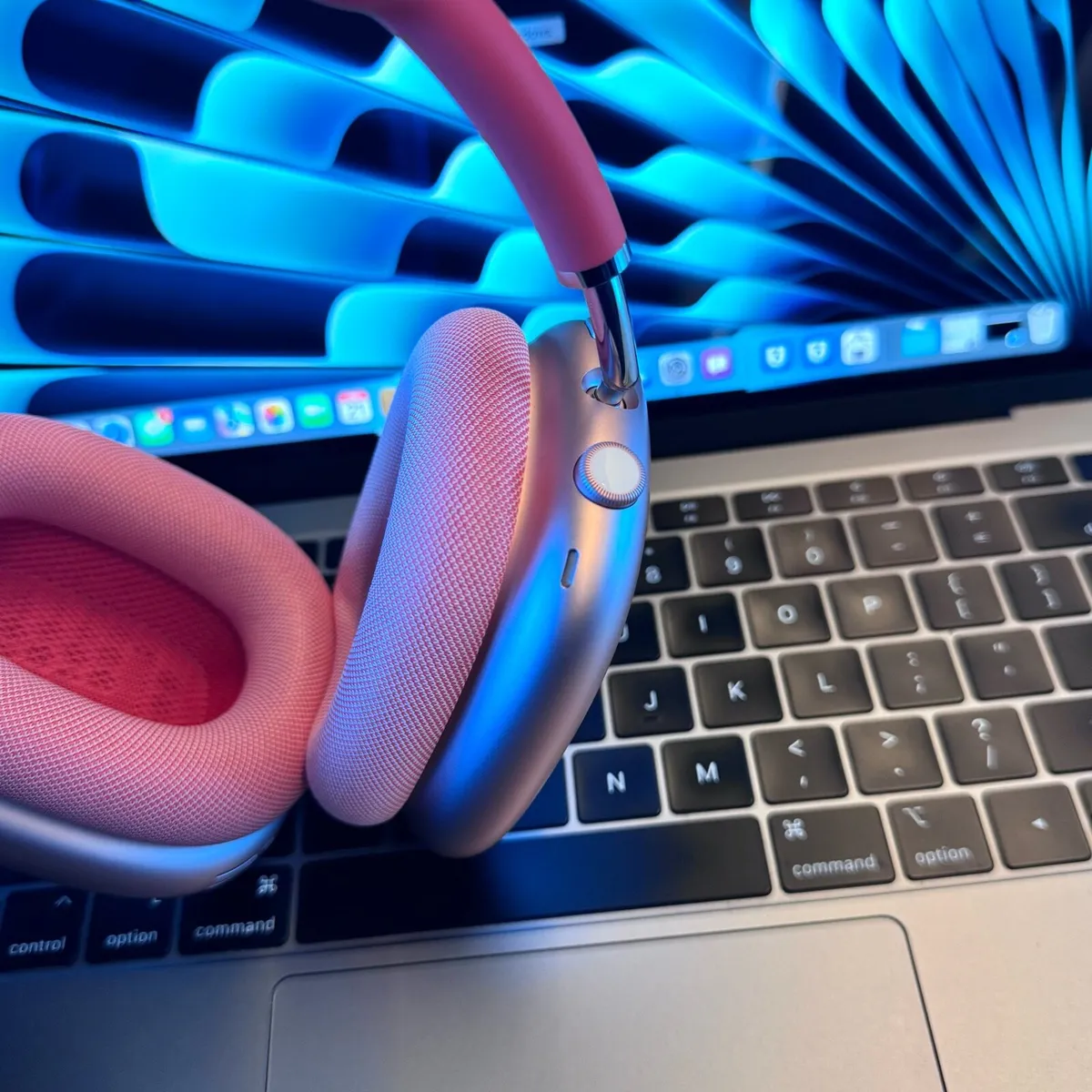 Apple AirPods Max still under Apple warranty - Image 3