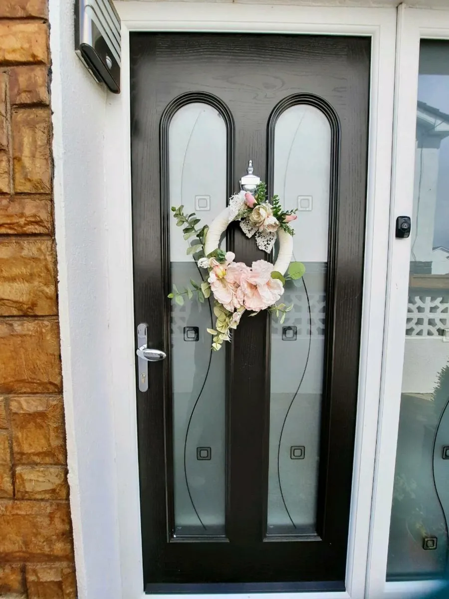 Floral Door wreath - Image 1