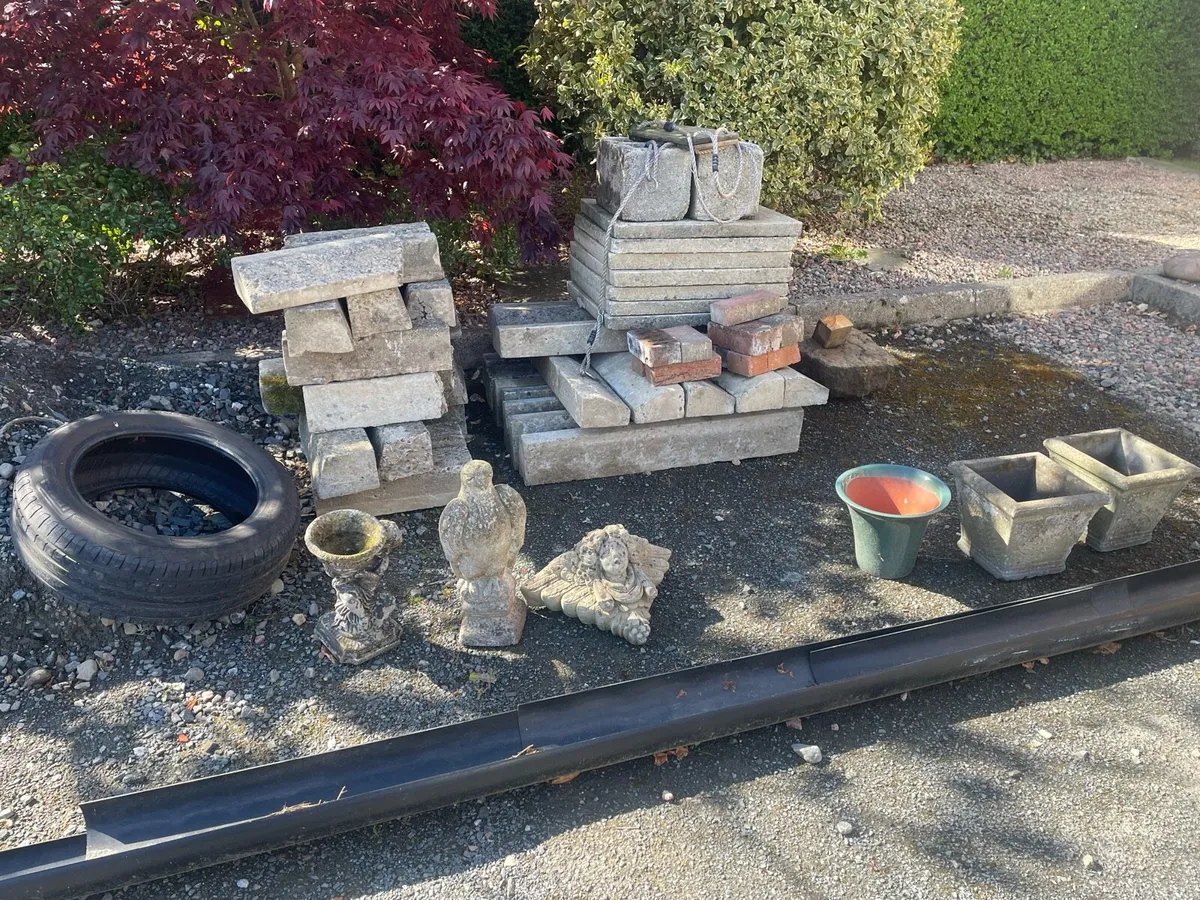 Garden items - Image 2
