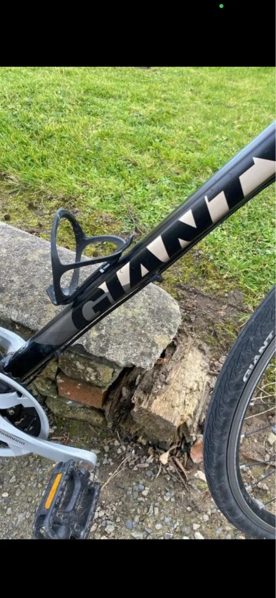 Hybrid Bike - Image 2