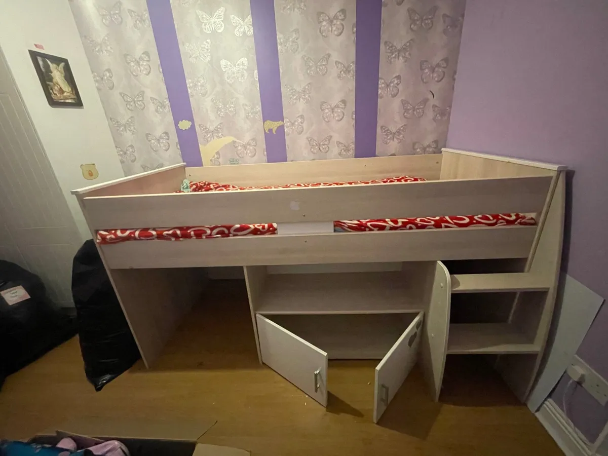 Kids bed - Image 2