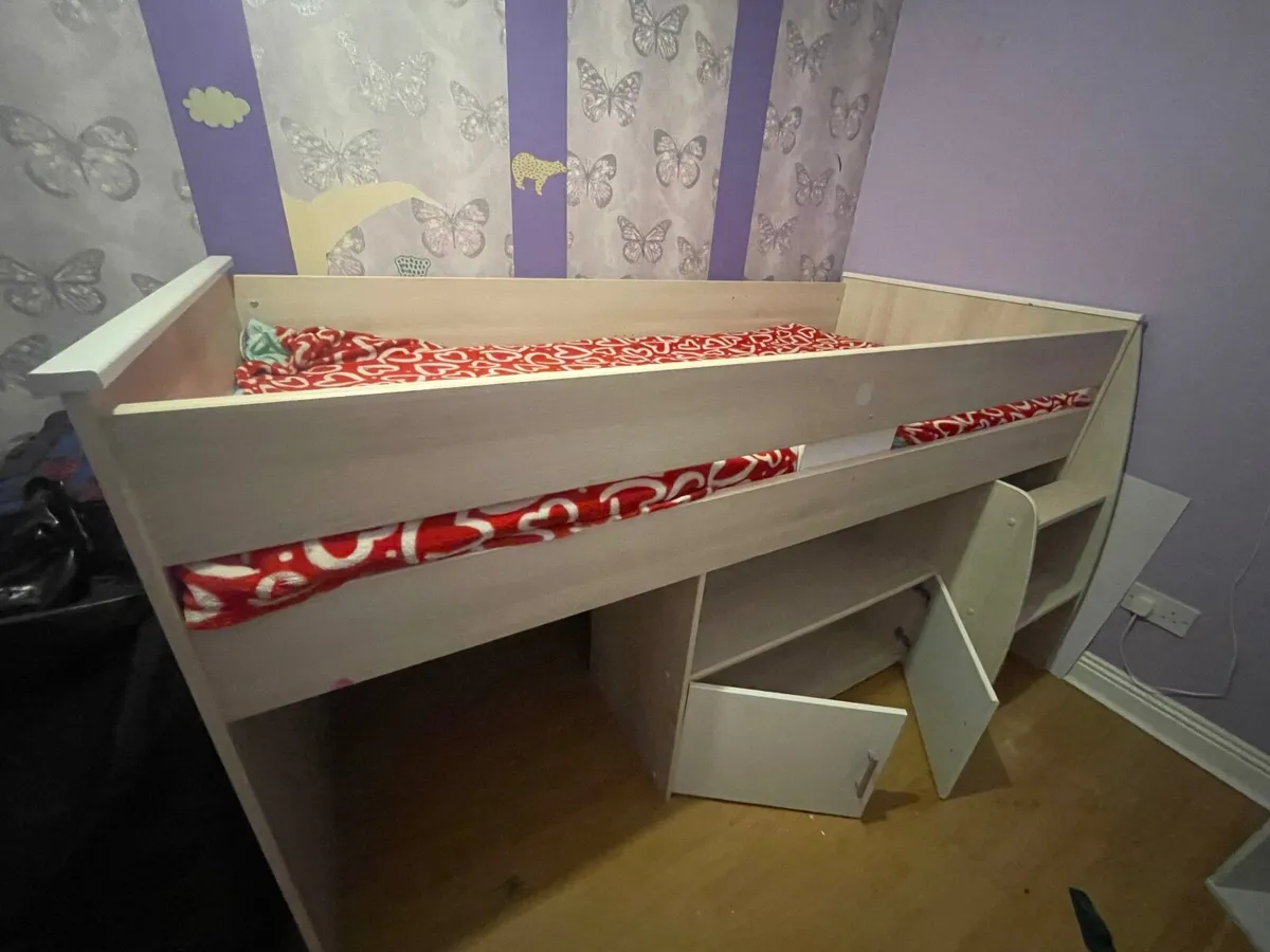 Kids bed - Image 3