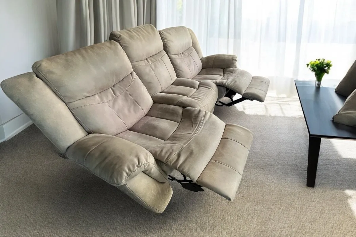 Beige 3 seater sofa recliner couch - Image 4