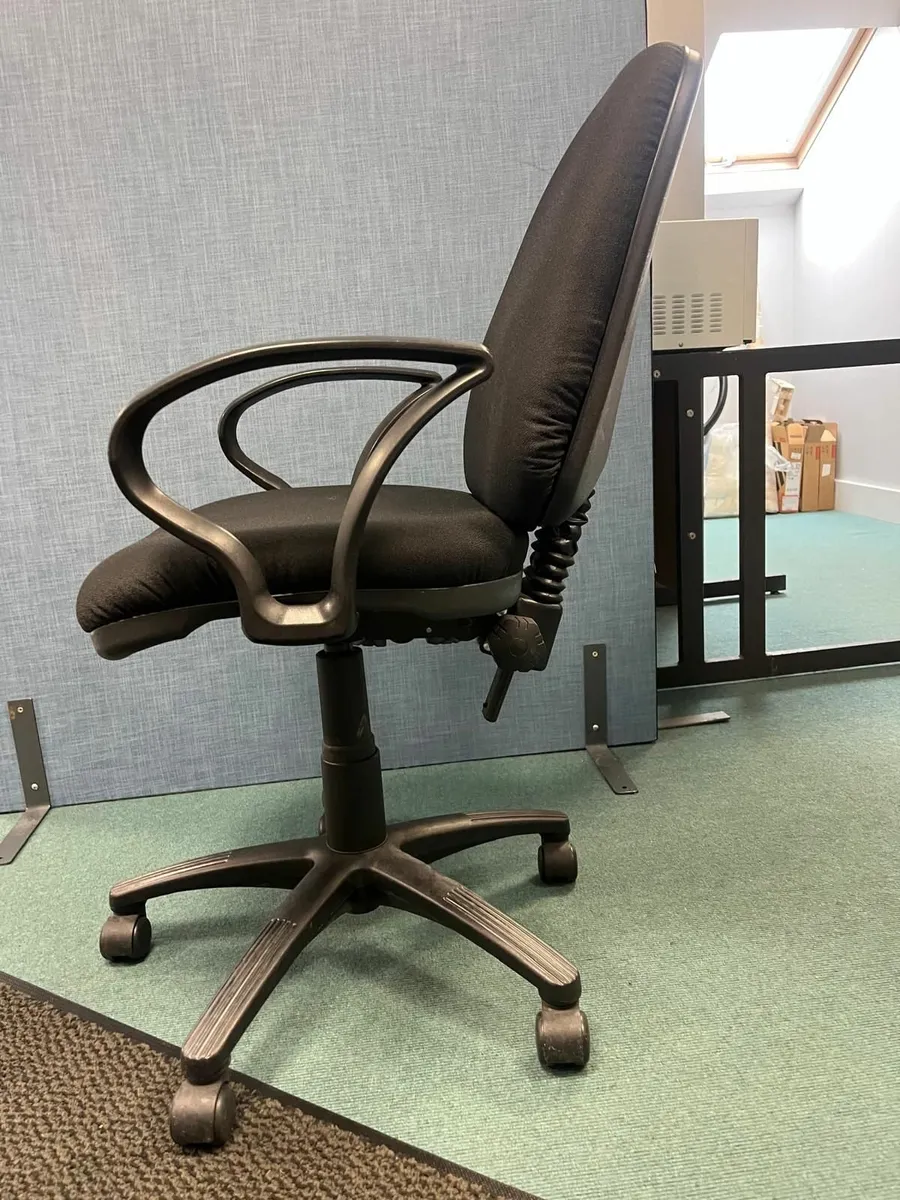 Office Chair - Image 4
