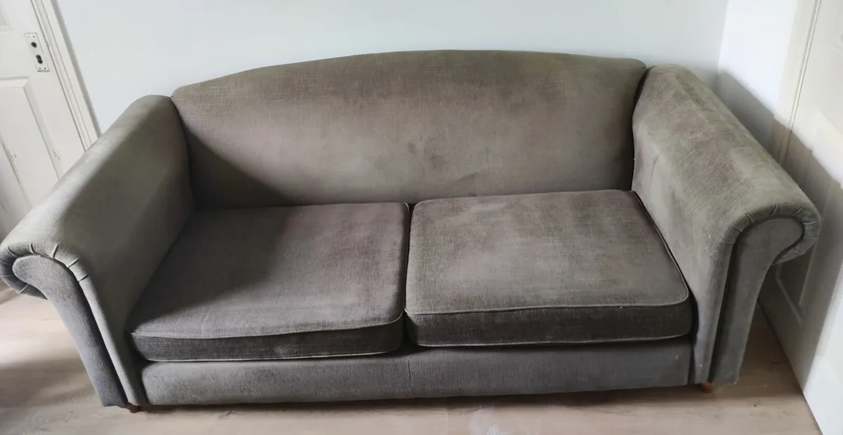 Sofa - Solid, comfortable, good condition - €100 - Image 3