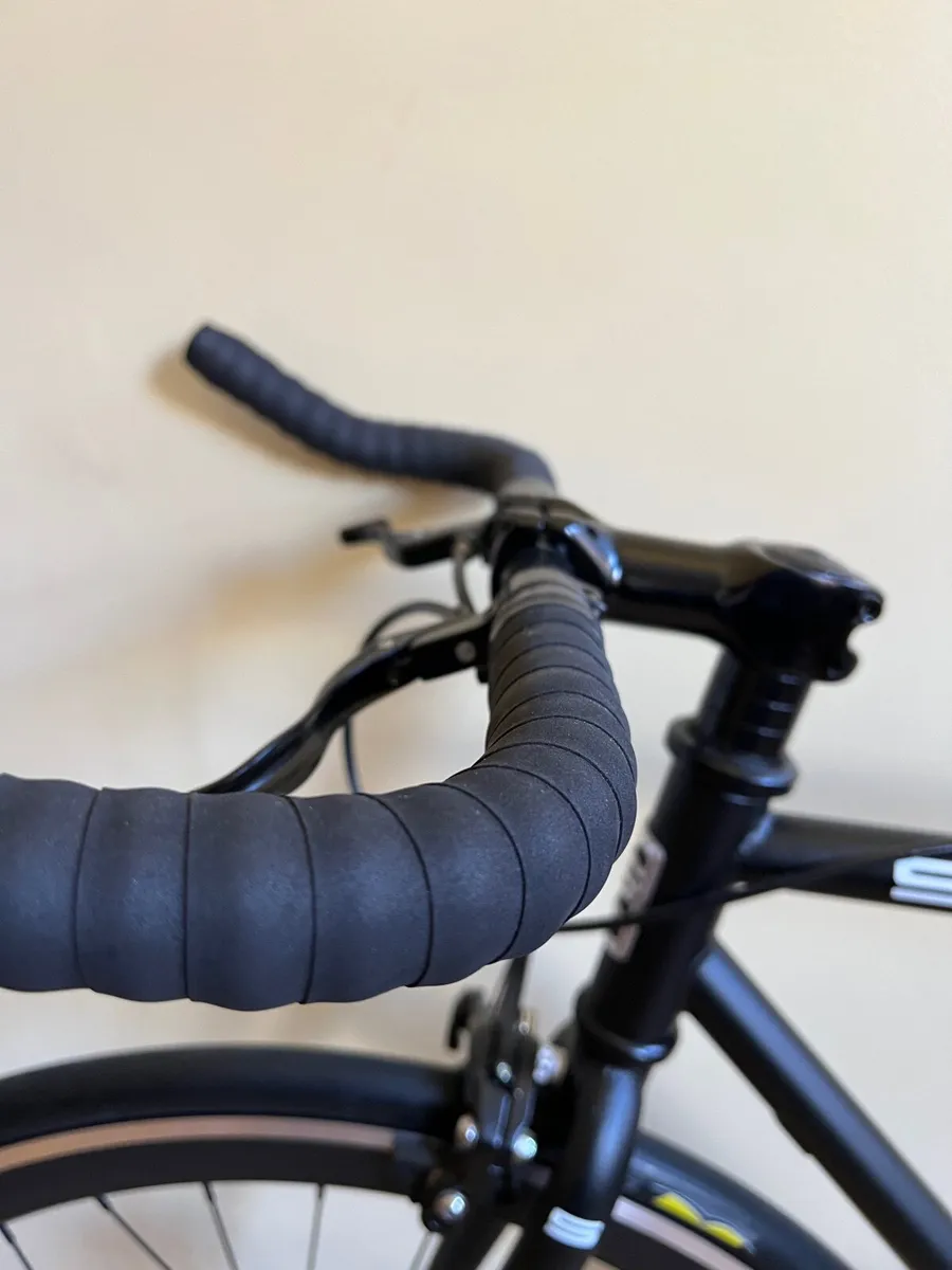 LIKE BRAND NEW SONA BIKE - Image 4